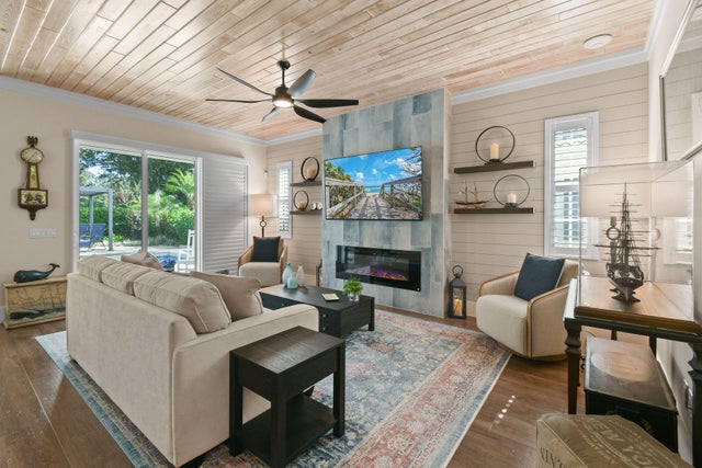 Photo of Listing #RX-11138020