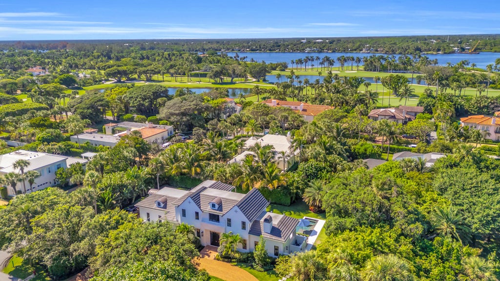44 S Beach Rd, Jupiter Island