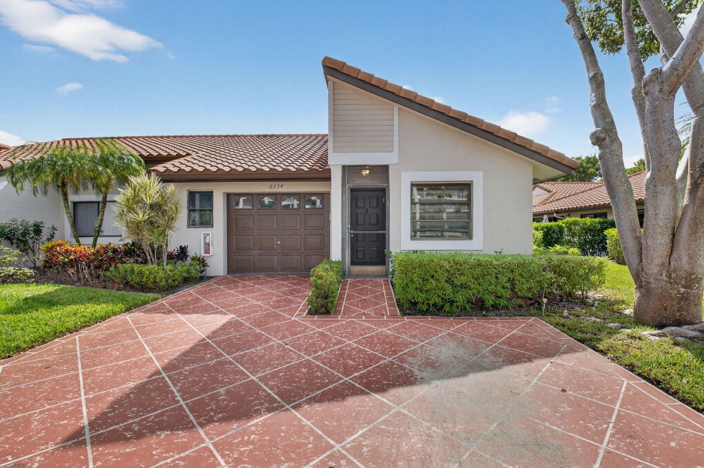 6234 Pointe Regal Cir, Delray Beach