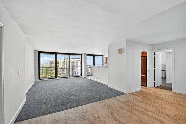 5 of 50 - 3400 N Ocean Drive #1805, Singer Island, FL