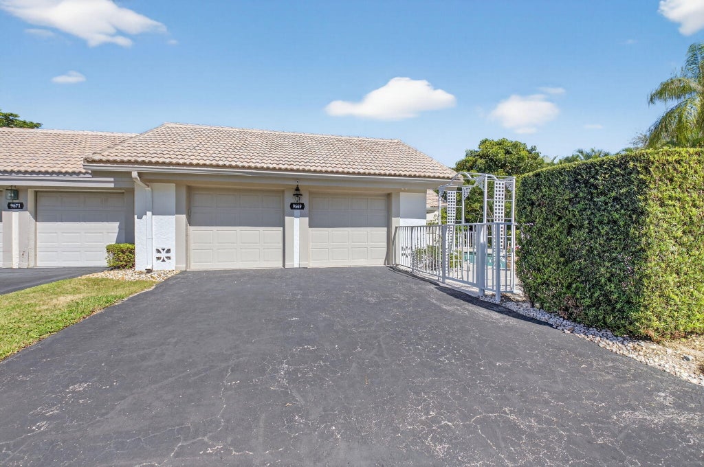 9669 Erica Ct, Boca Raton