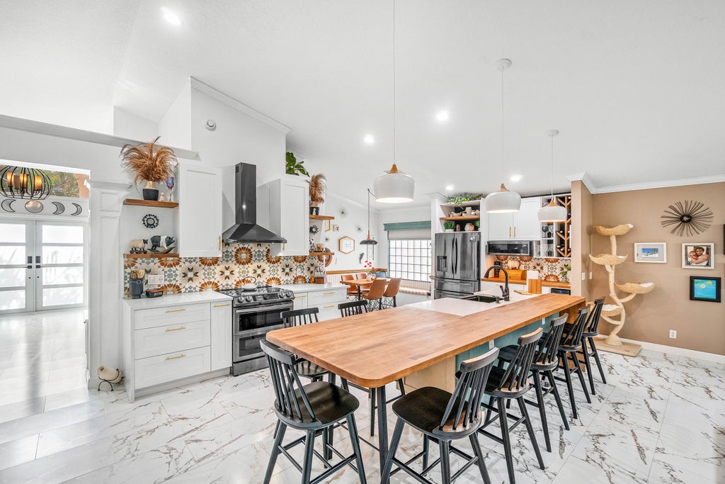 6805 Sun River Rd, Boynton Beach