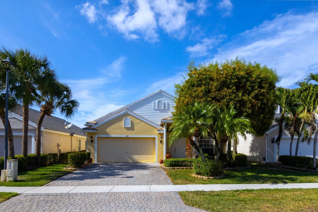 284 Berenger Walk, Royal Palm Beach
