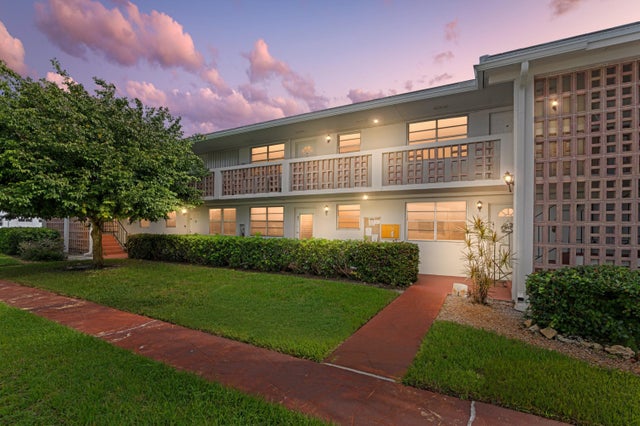 40 Se 13th St #b1, Boca Raton