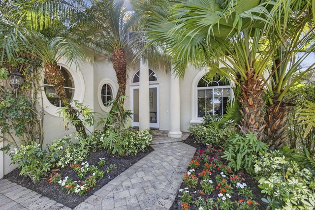 Photo of 145 Bianca Dr, Palm Beach Gardens FL