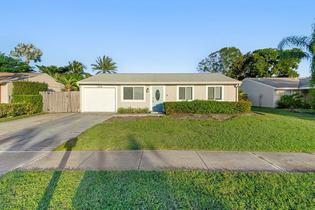 1314 Elmbank Way, Royal Palm Beach
