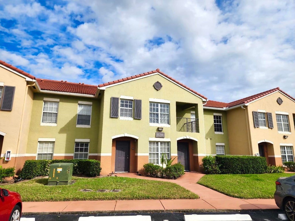 10366 Fox Trail Rd S #1703, Royal Palm Beach