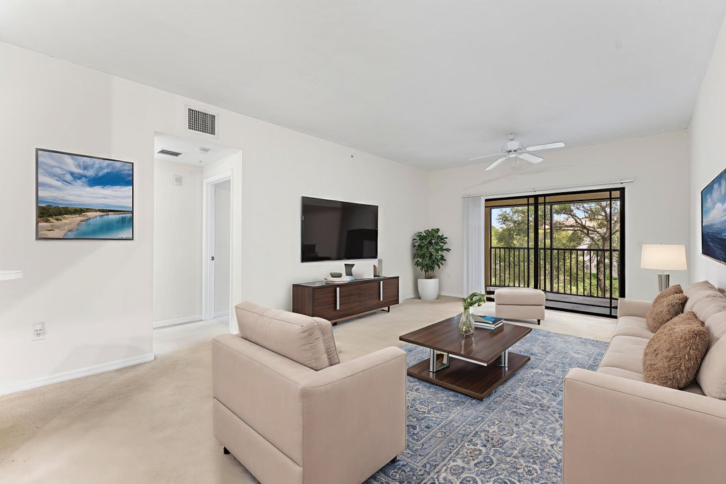 2726 Anzio Ct #308, Palm Beach Gardens