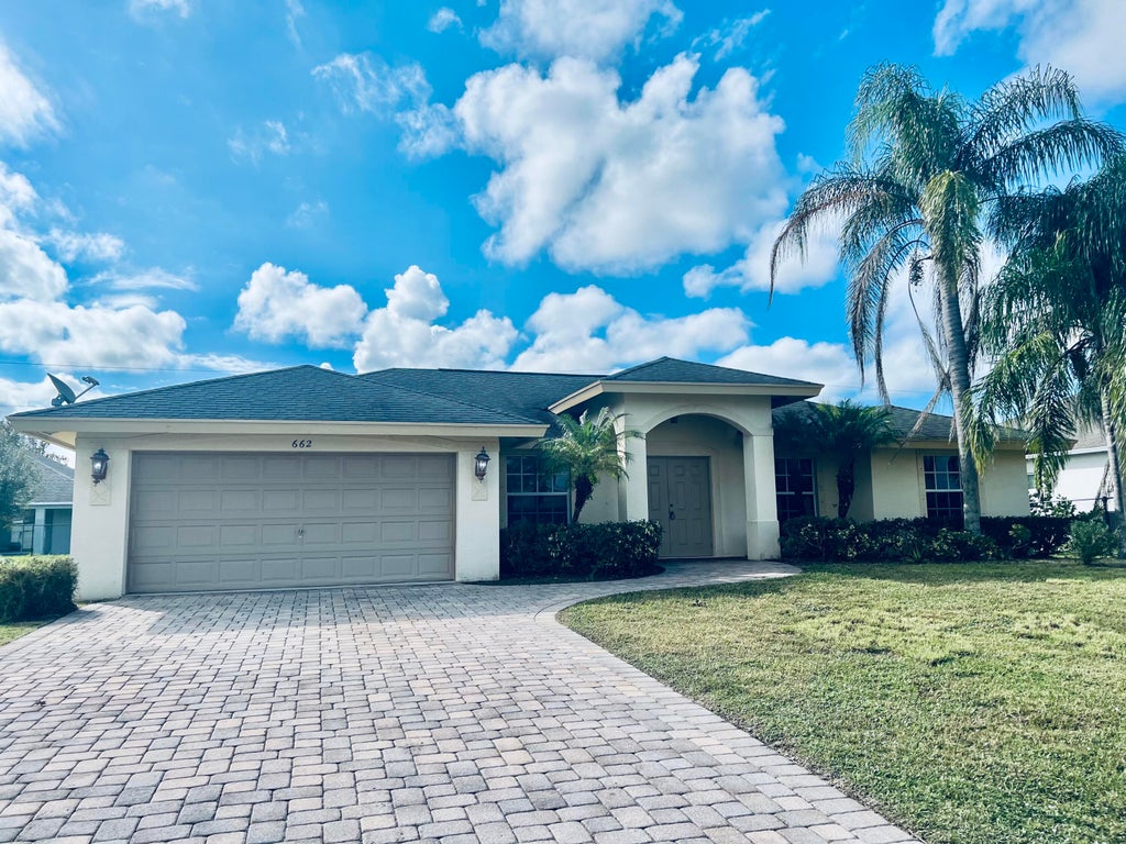 662 Sw Jacoby Av, Port Saint Lucie