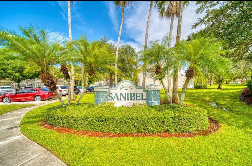 7938 Sanibel Dr, Tamarac