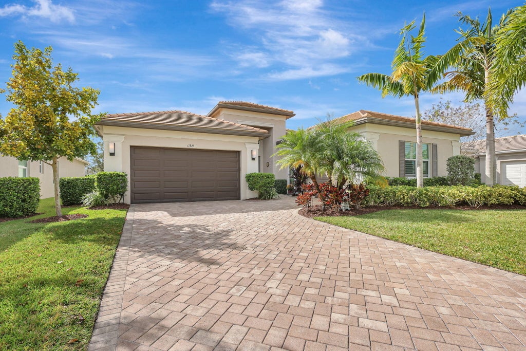 11825 Sw Coronado Springs Dr, Port Saint Lucie
