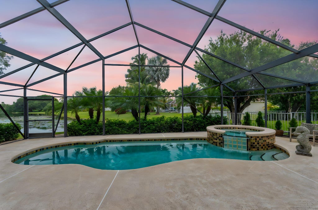 1601 Lakefield N Ct, Wellington