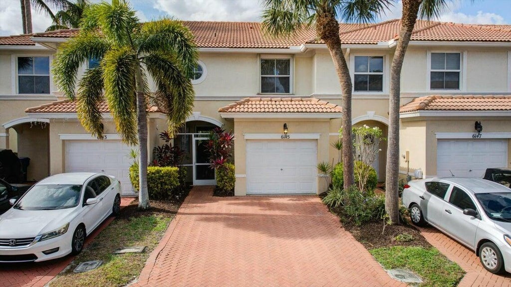 6145 Seminole Gardens Cir, Riviera Beach