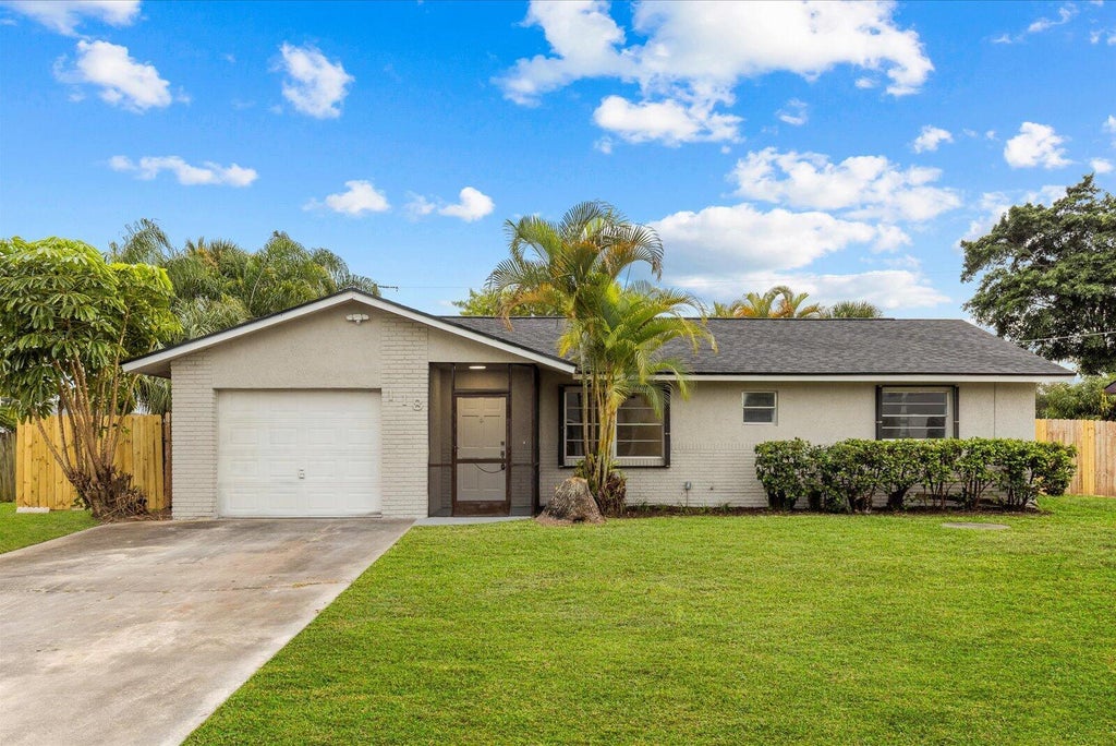 118 Sw Lancaster Av, Port Saint Lucie