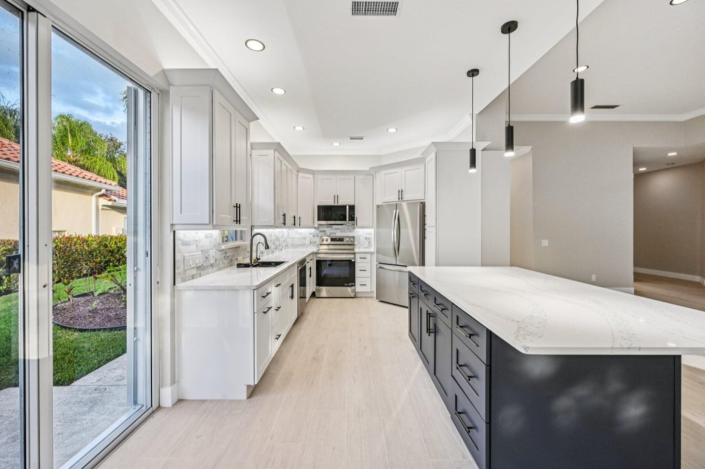 8774 Se Retreat Dr, Hobe Sound