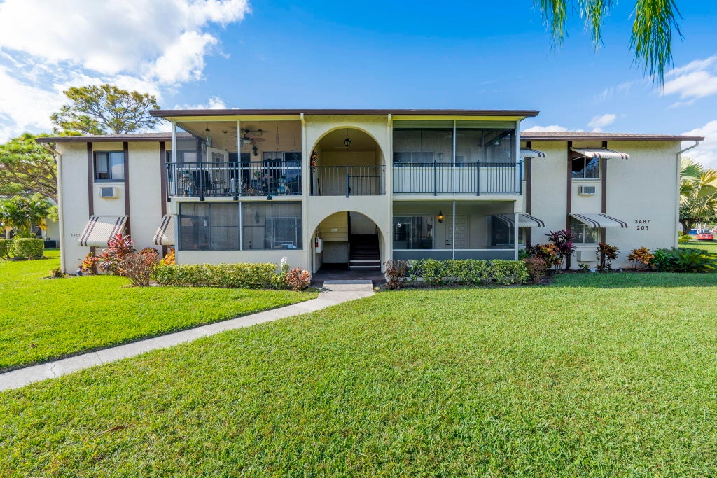 3487 La Palmas Ct #d-1, Greenacres