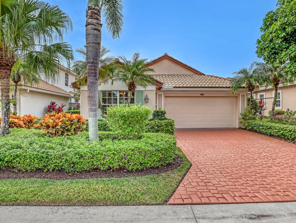 951 Augusta Pointe Dr, Palm Beach Gardens