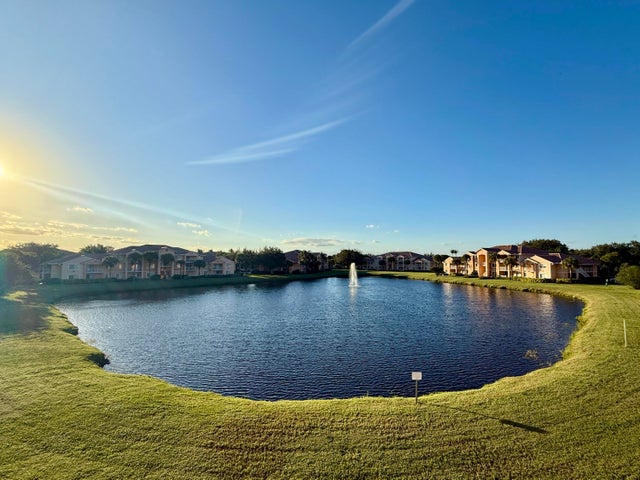 2 of 20 - 271 Sw Palm Drive #304, Port Saint Lucie, FL