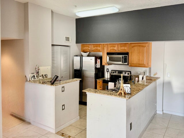 5 of 20 - 271 Sw Palm Drive #304, Port Saint Lucie, FL