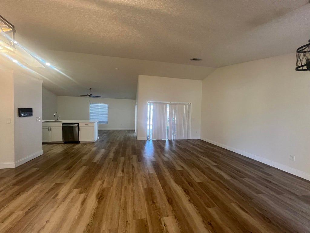 1655 Farmington Cir, Wellington