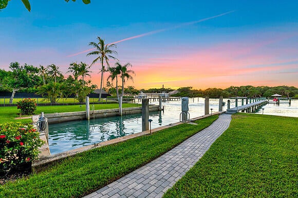 107 Lighthouse Drive, Jupiter Inlet Colony