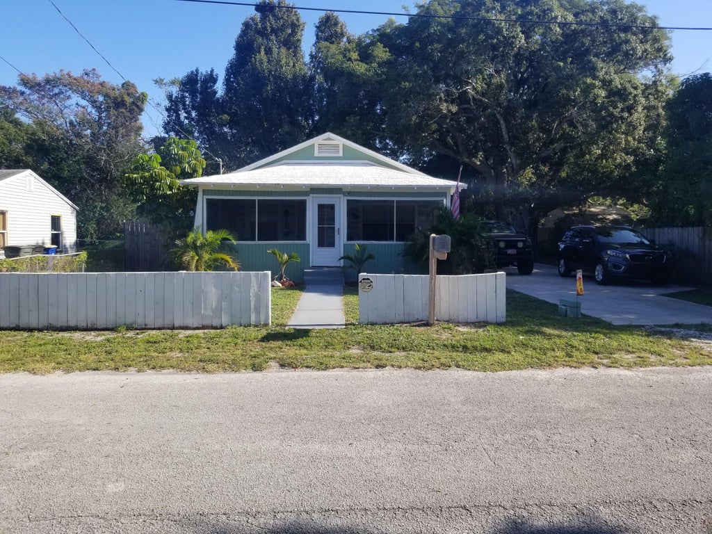 1224 Raymond Av, Fort Pierce