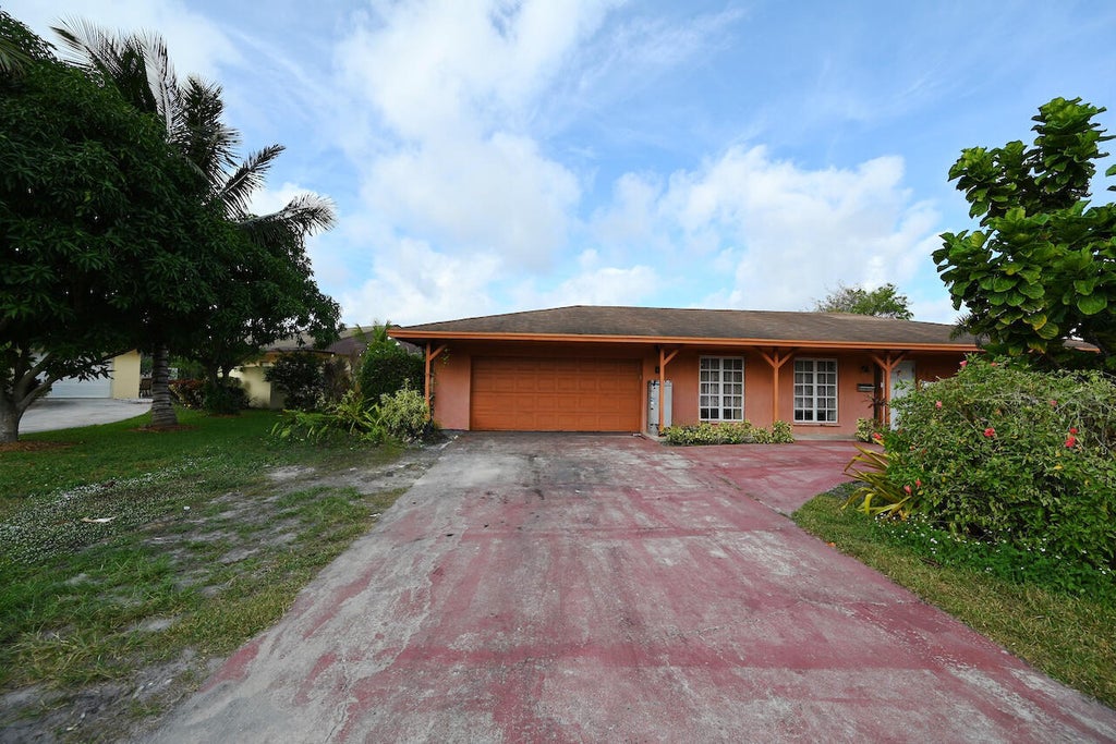 712 E Boulevard Chatelaine, Delray Beach