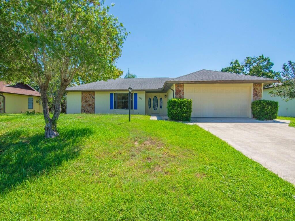 601 Glencove Street St, Sebastian