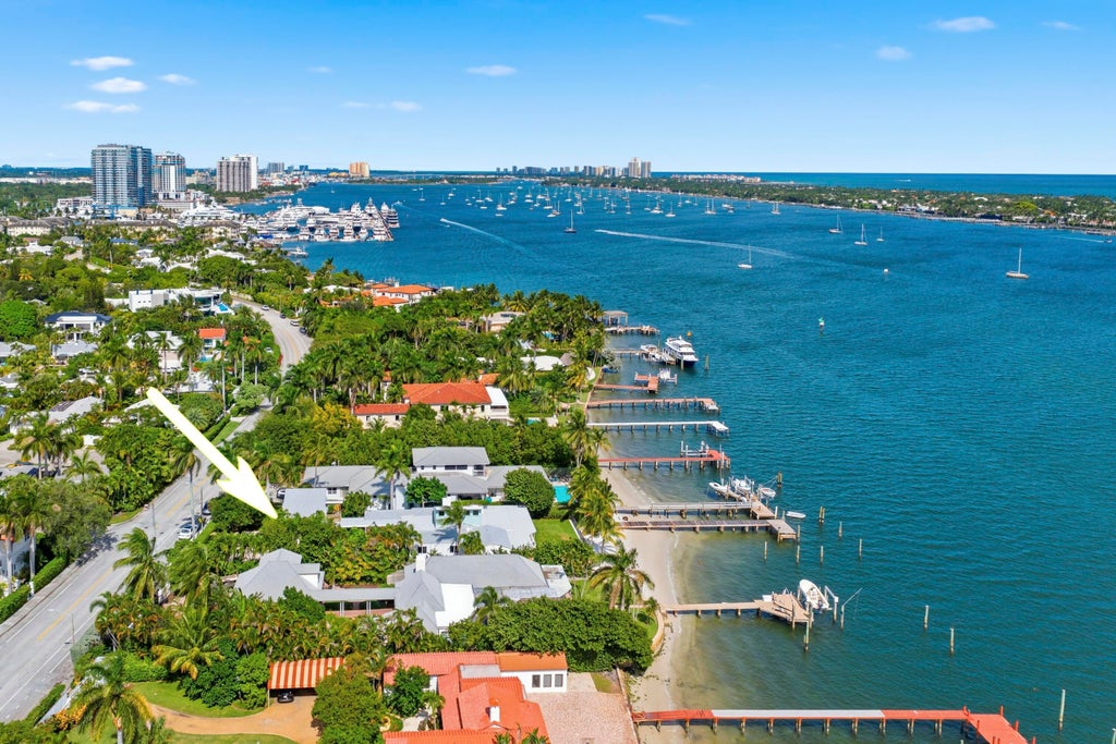 3208 N Flagler Dr, West Palm Beach