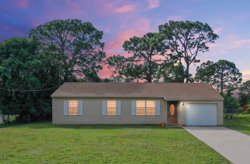 306 Brantley St Se, Palm Bay