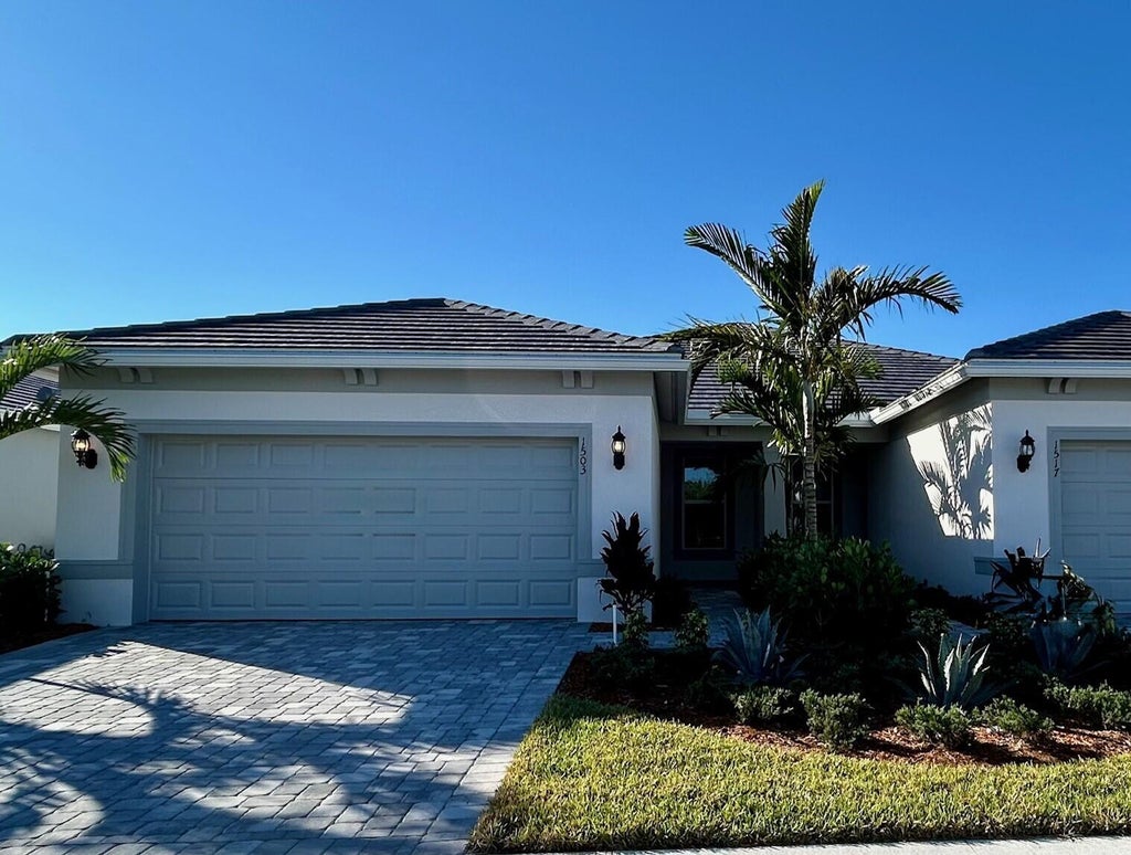 1503 Harper Way #villa 29, Vero Beach