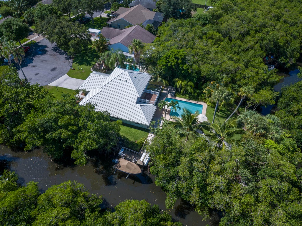 207 Jupiter Woods Dr, Jupiter