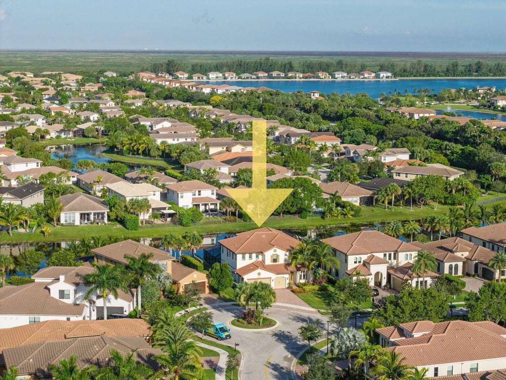 8215 Nw 117th Lane, Parkland