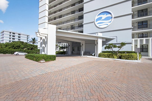 2 of 52 - 840 Ocean Drive #1004, Juno Beach, FL