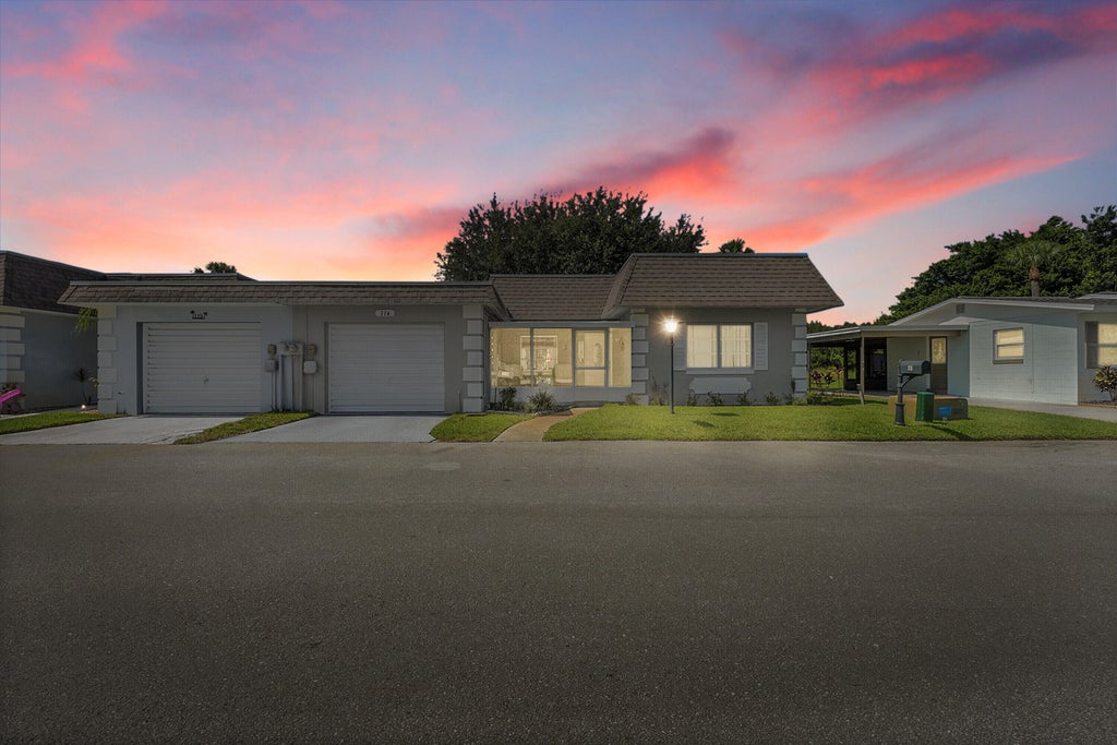 114 Country Club Dr, Lake Placid