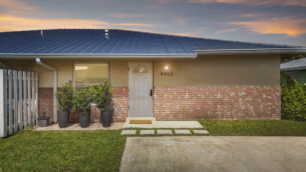 4463 Se Village Rd, Stuart