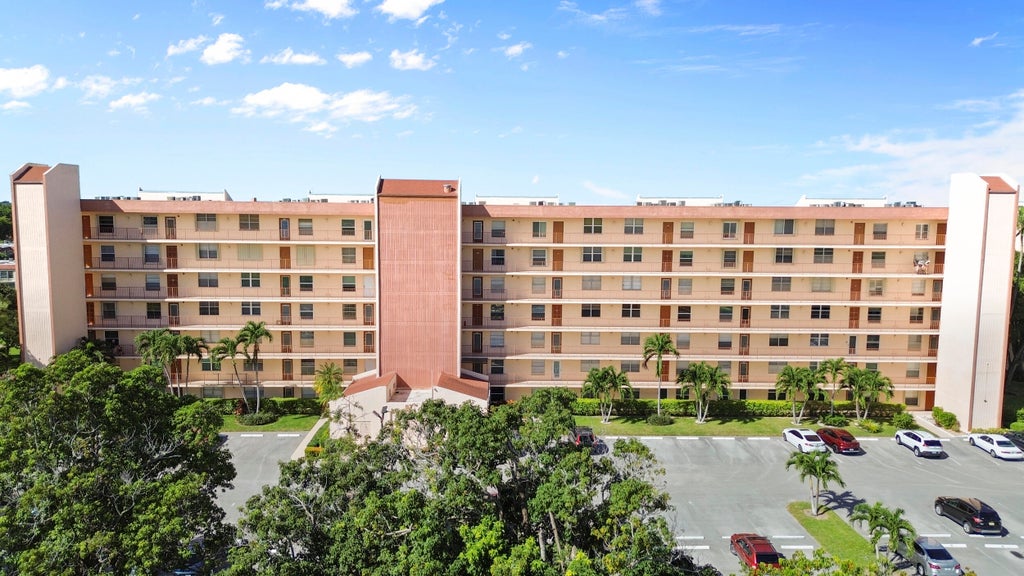14671 Bonaire Blvd #404, Delray Beach