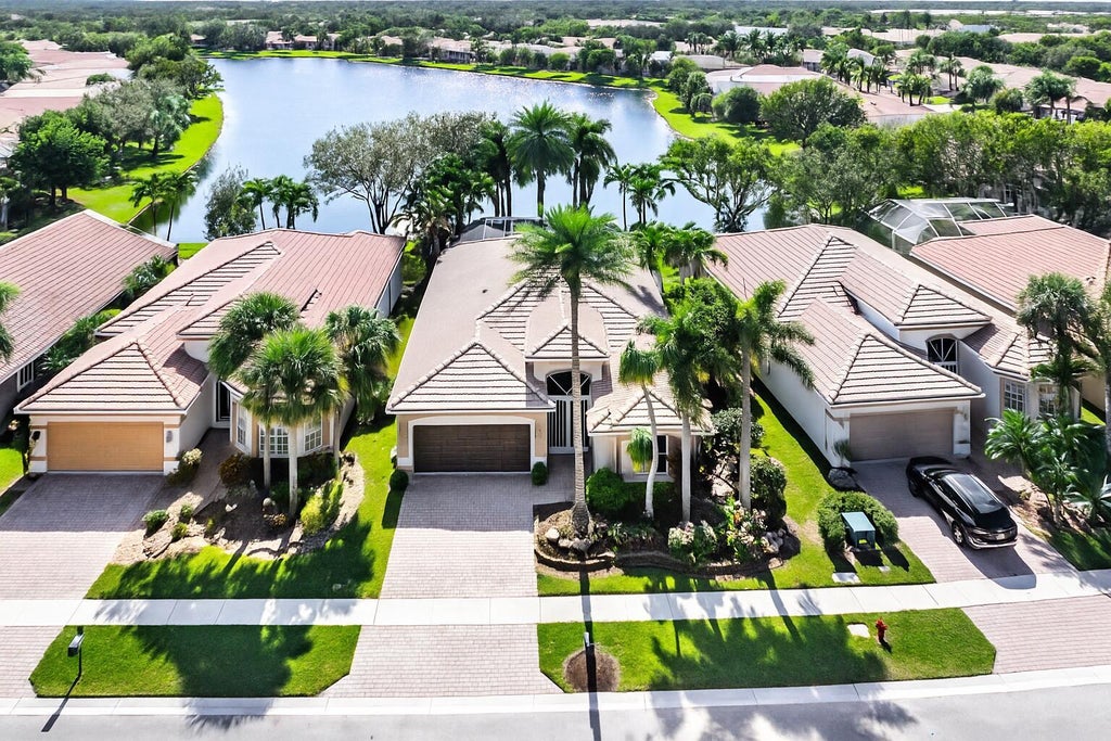8664 Via Avellino, Lake Worth