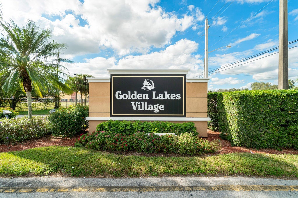 215 Lake Dora Dr, West Palm Beach