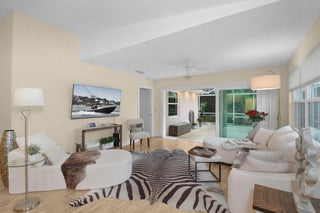 Photo of Listing #RX-11140471