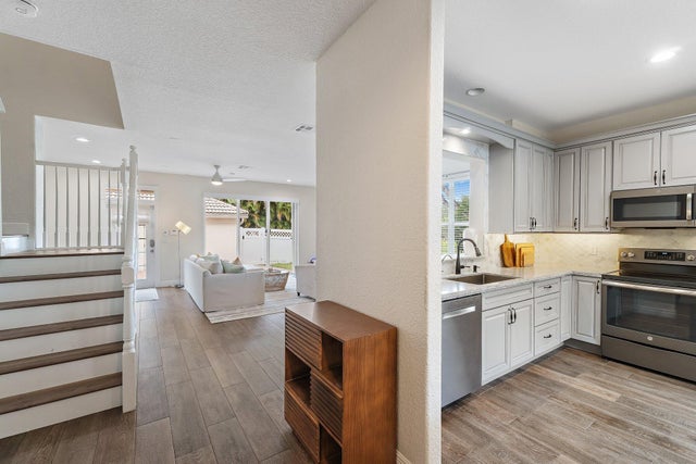 2 of 45 - 8041 Murano Circle, Palm Beach Gardens, FL