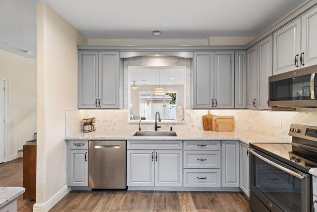 5 of 45 - 8041 Murano Circle, Palm Beach Gardens, FL