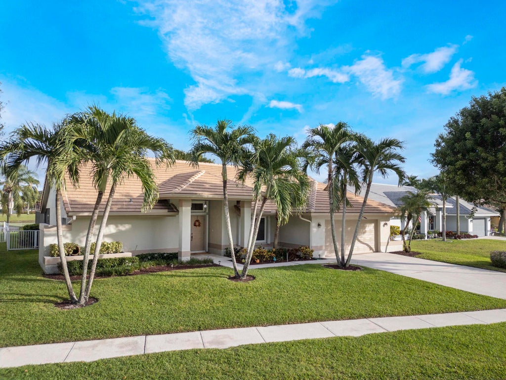 6840 Wedgewood Village Ct, Lake Worth