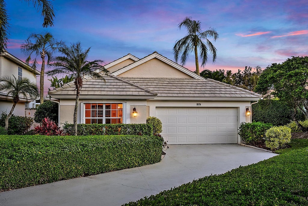 575 Masters Way, Palm Beach Gardens