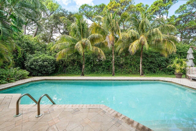 2560 Whispering Oaks Lane, Delray Beach