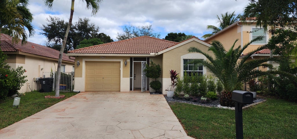 6628 Country Winds Cove, Lake Worth