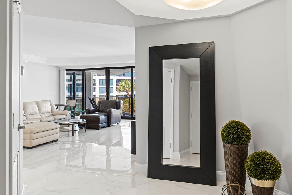 3120 S Ocean Blvd #2402, Palm Beach