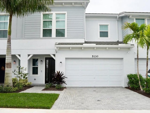 5130 Willow Creek Dr, Westlake