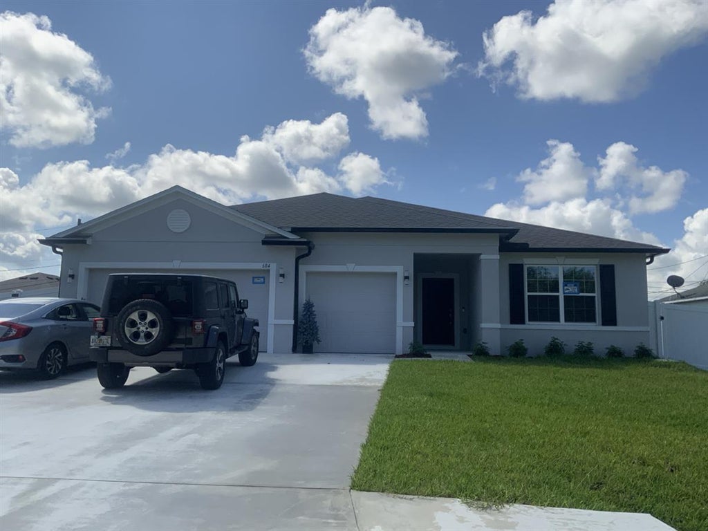 684 Sw Jada Rd, Port Saint Lucie