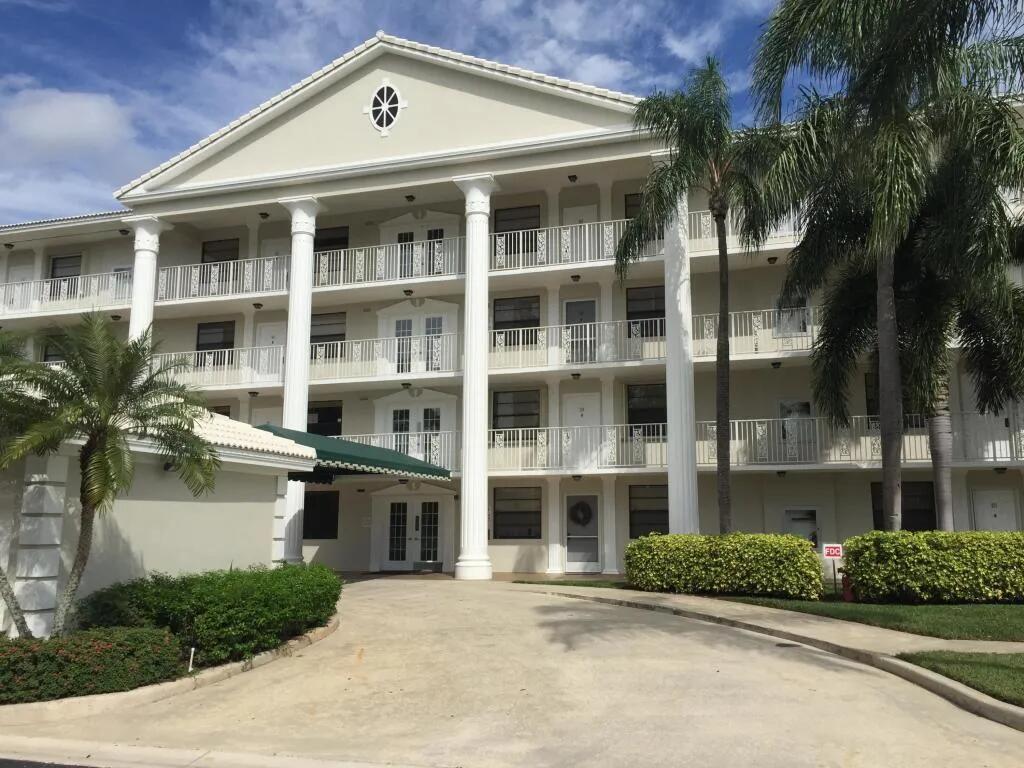 6049 Balboa Cir #202, Boca Raton